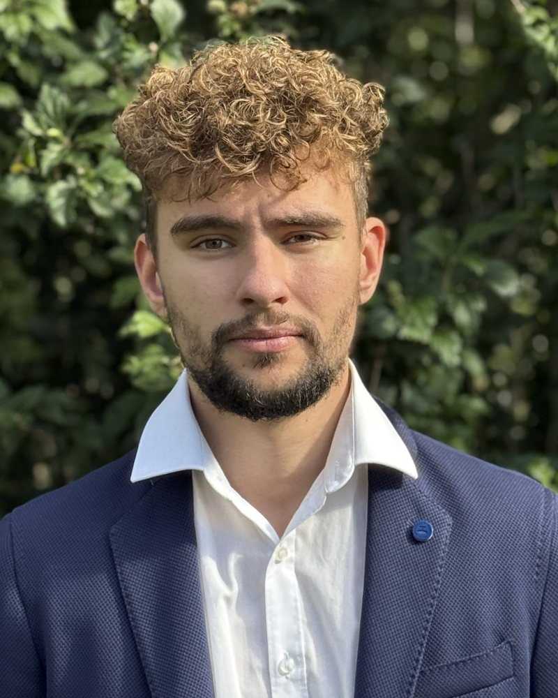 Porträt von Benjamin Huber, Co-Founder und Geschäftsführer von ABD AI